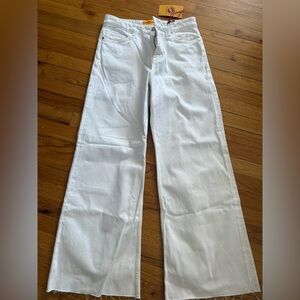 Mango Crisp White Jeans